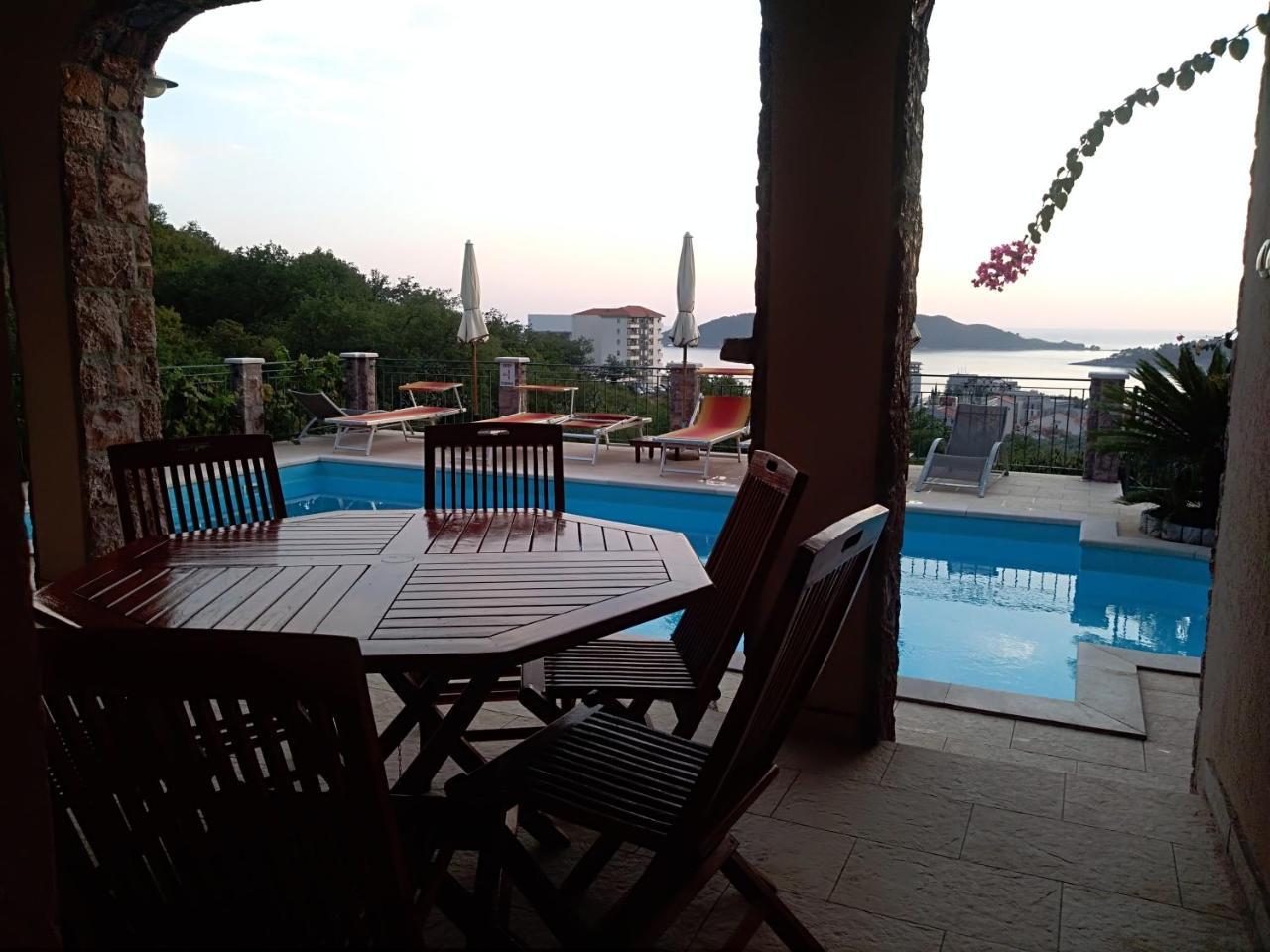 Apartments Villa Cucuk Budva Eksteriør billede